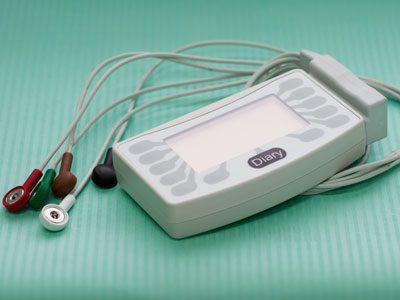 Rejestrator EKG metodą Holtera